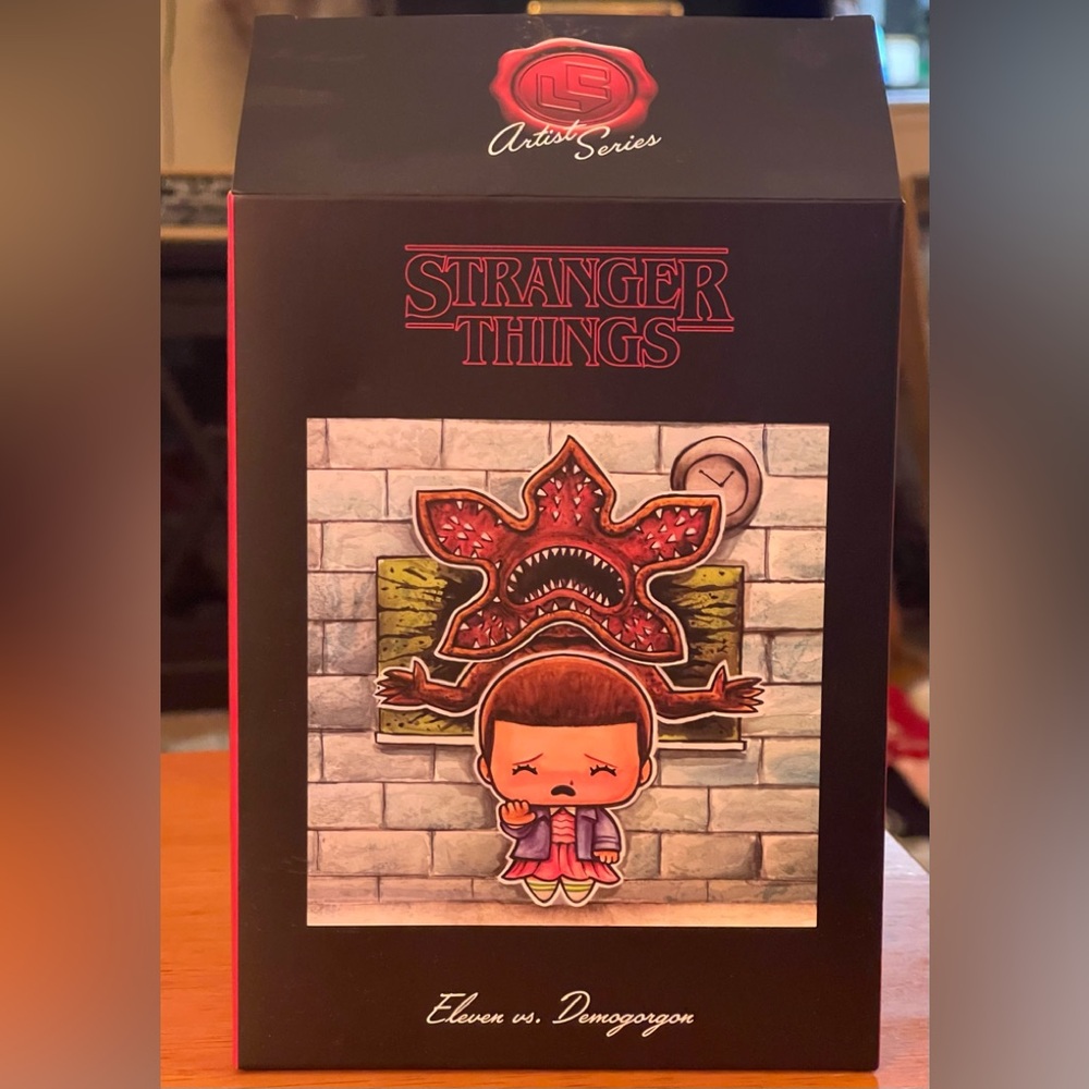 Loot Crate Stranger Things Artist Series Figure NIB